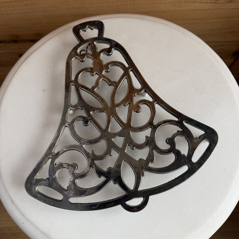 VTG International Silver Co Silver Plate Christmas Bell Wall Trivet Movie Prop